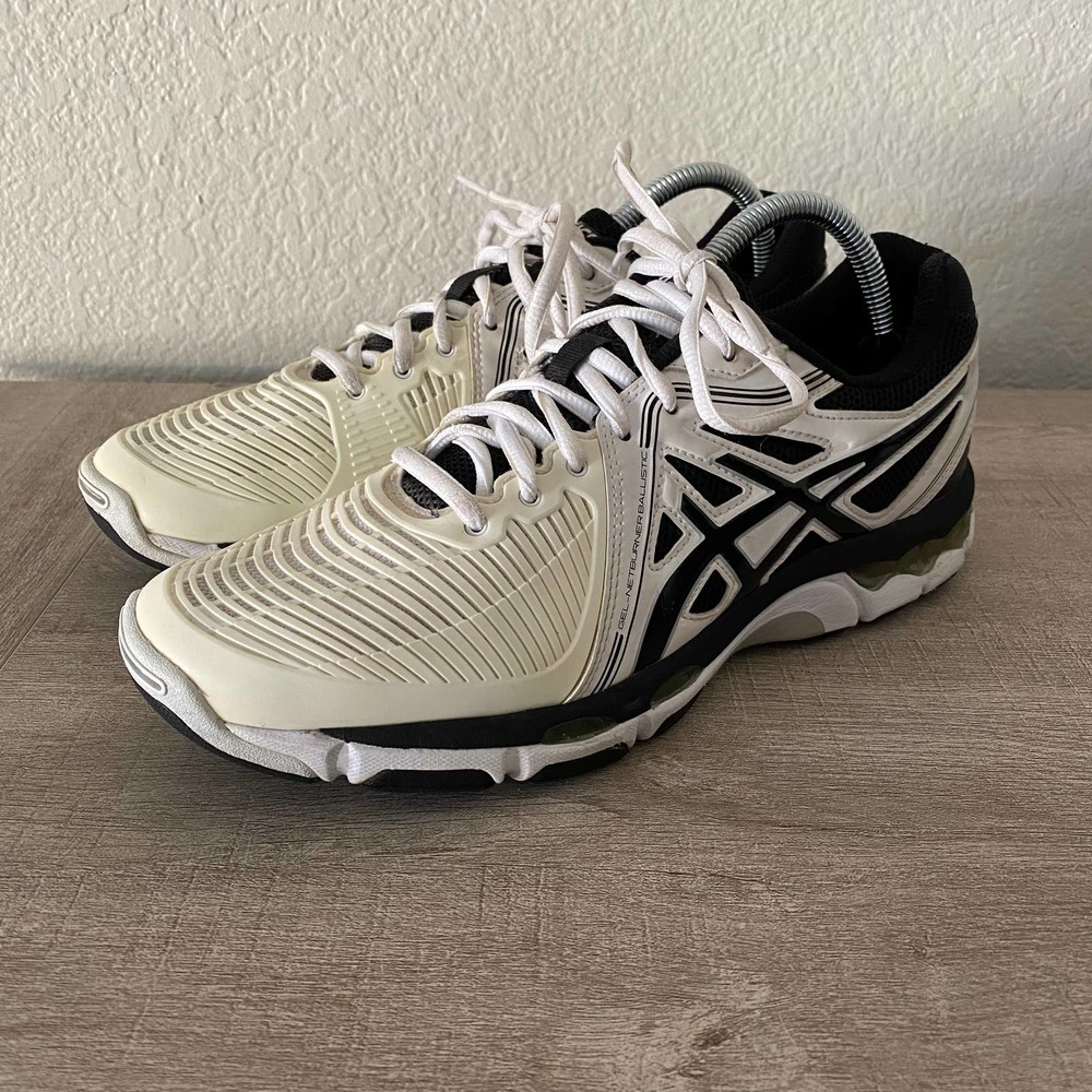 Asics Women's White and Black Athletic Running Shoes